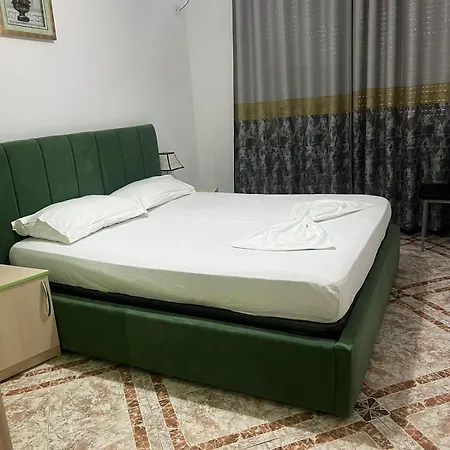 Martin Ferraj Riviera Vlorë